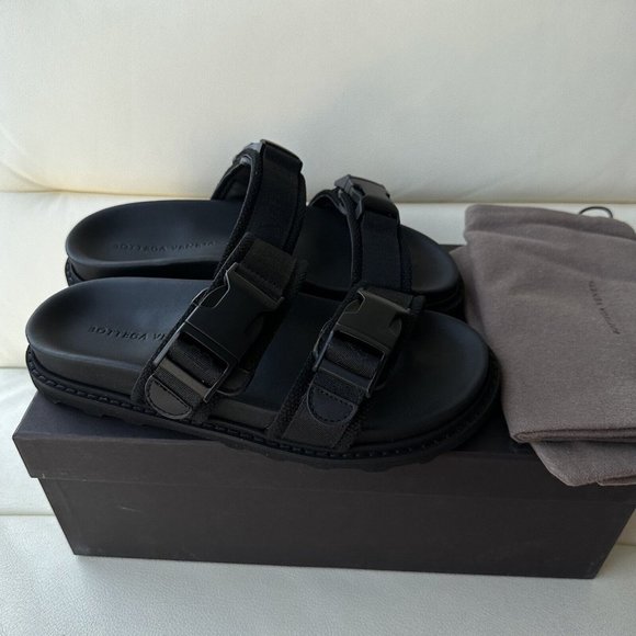 NEW BOTTEGA VENETA Leather & Canvas Jacquard Logo Strap Slide Sandals Sz 39 - Picture 4 of 9
